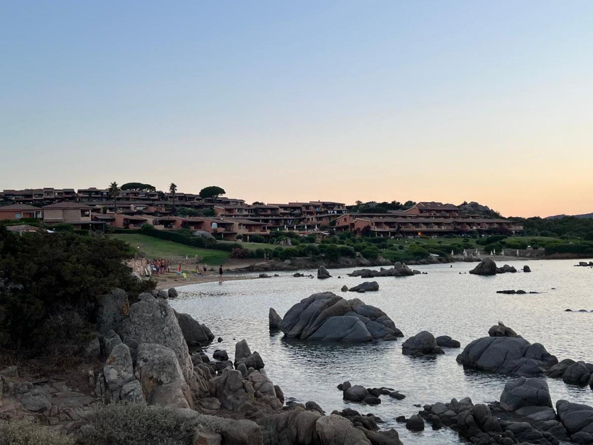 Casa Sibilla Bi-Locale Con Terrazza A 60 Metri Dal Mare Leilighet Marinella  Eksteriør bilde
